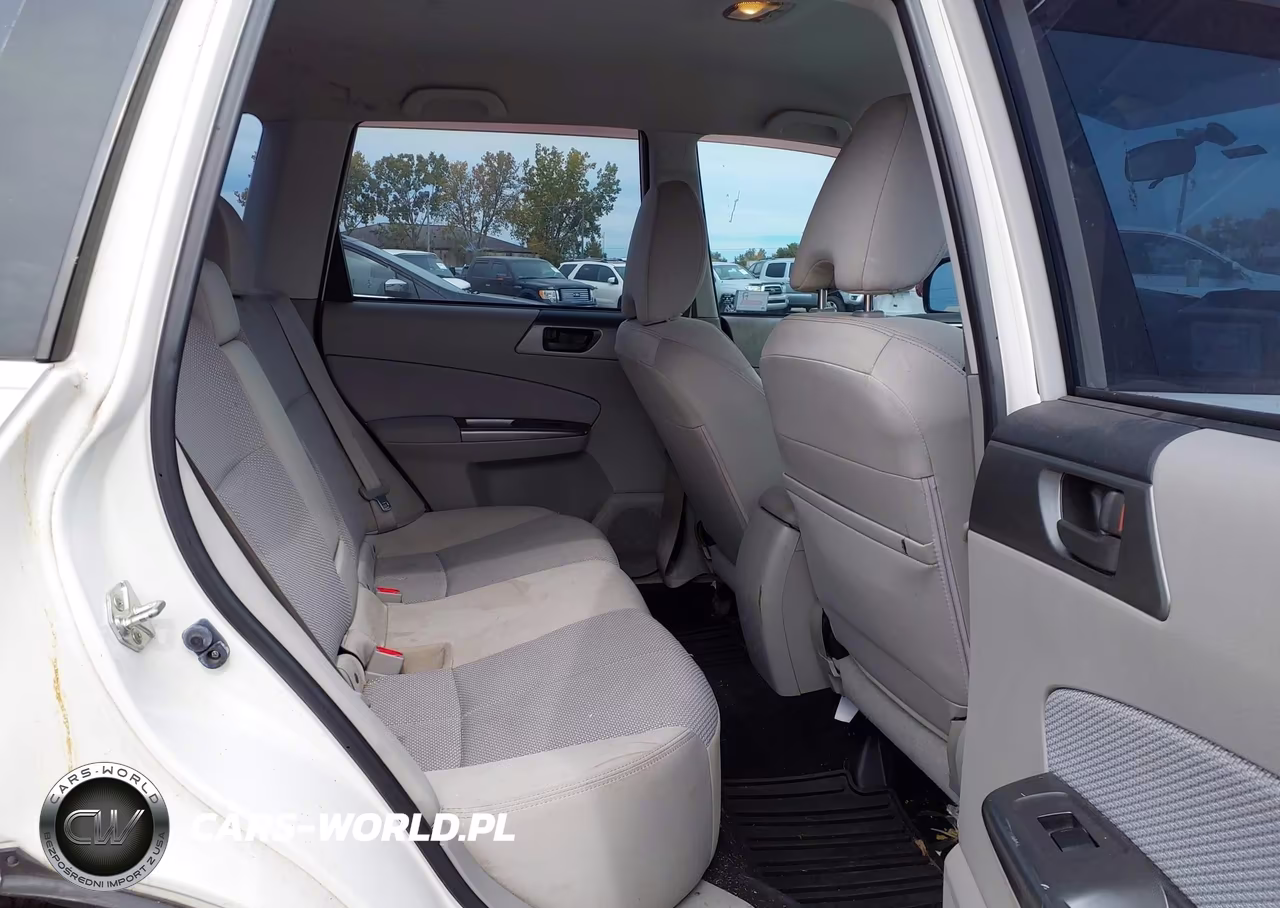 2012 Subaru Forester 2.5X VIN:JF2SHABCXCH427613 - 8