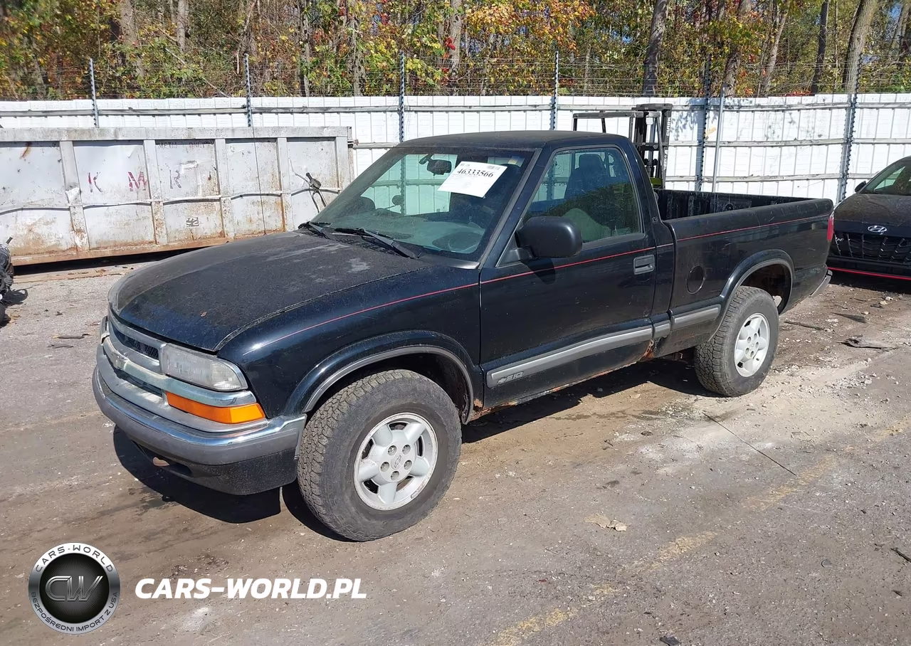 2000 Chevrolet S-10 Ls VIN:1GCDT14W8YK204526 - 2