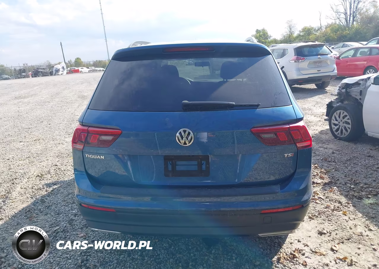 2018 Volkswagen Tiguan 2.0T S VIN:3VV1B7AX8JM073247 - 16