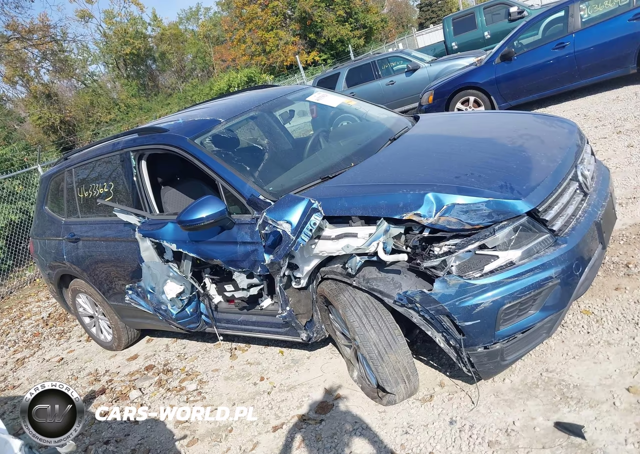 2018 Volkswagen Tiguan 2.0T S VIN:3VV1B7AX8JM073247 - 6