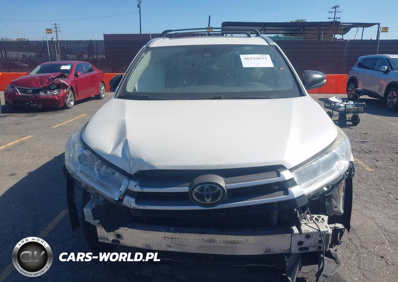 2018 Toyota Highlander Xle VIN:5TDKZRFH3JS538304 - 13