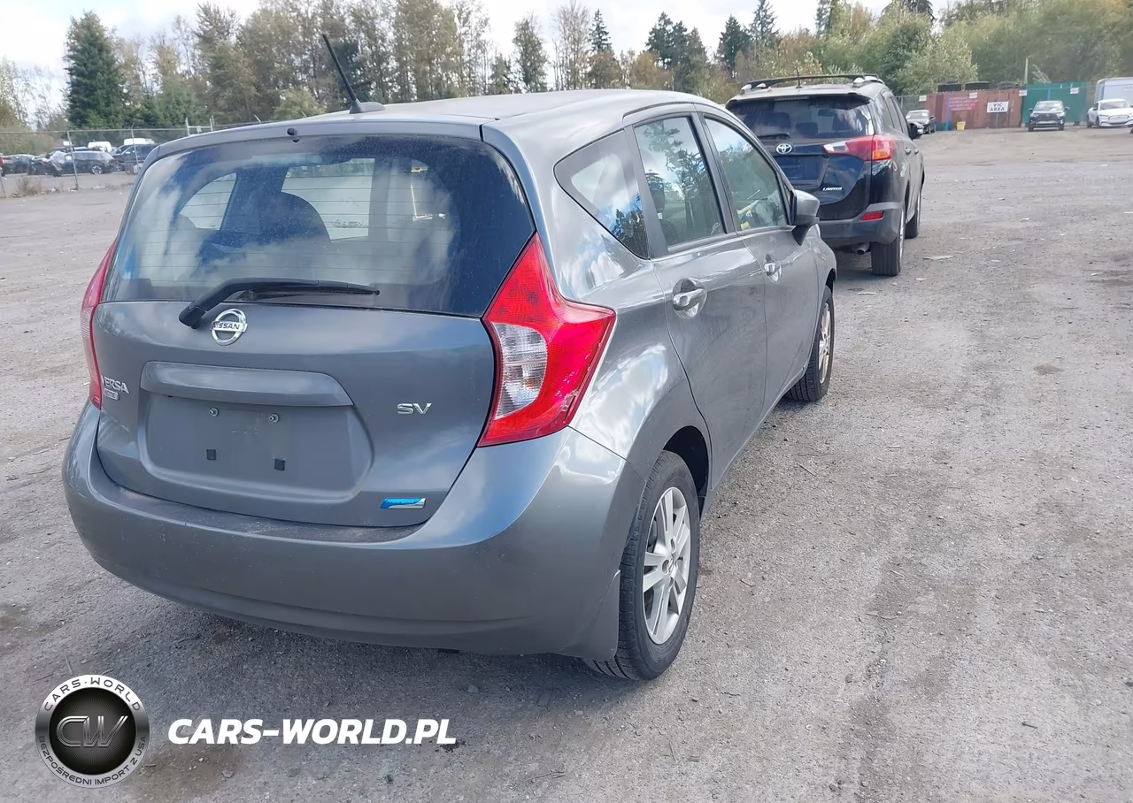 2016 Nissan Versa Note Sv VIN:3N1CE2CPXGL381861 - 4
