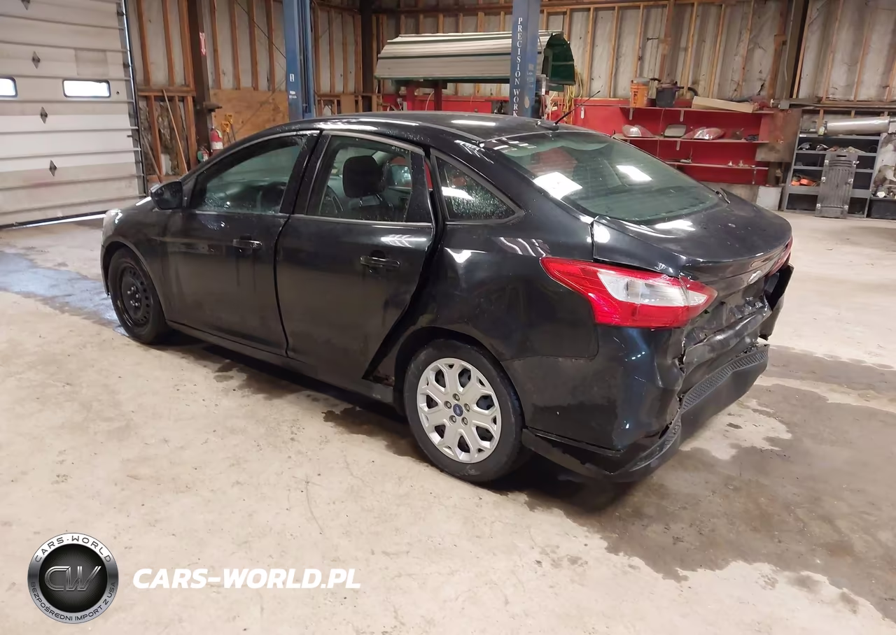 2012 Ford Focus Se VIN:1FAHP3F26CL343672 - 3