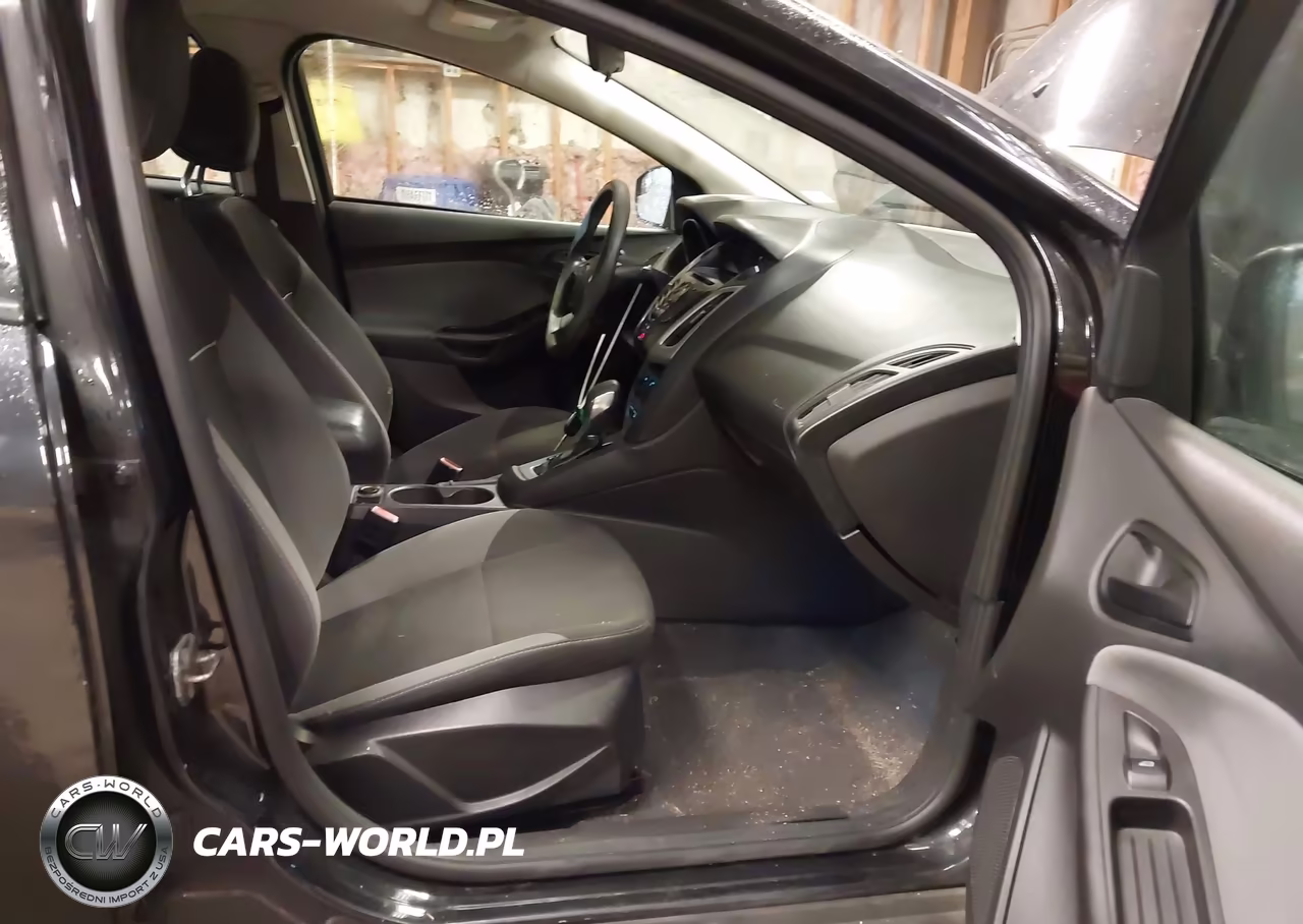 2012 Ford Focus Se VIN:1FAHP3F26CL343672 - 5
