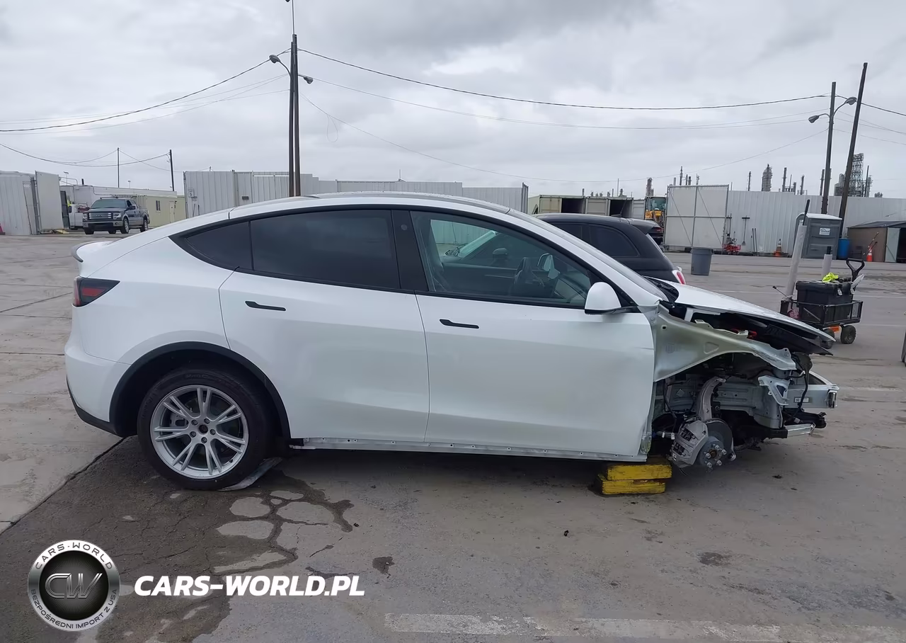 2023 Tesla Model Y Awd-Long Range Dual Motor All-Wheel Drive VIN:7SAYGDEE7PA037486 - 13