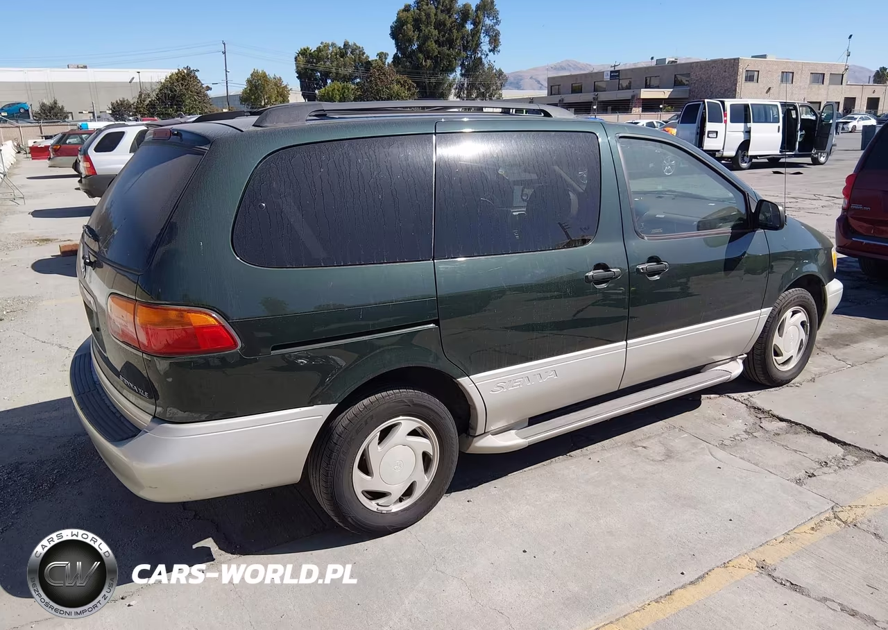 1999 Toyota Sienna Xle VIN:4T3ZF13C4XU157991 - 4
