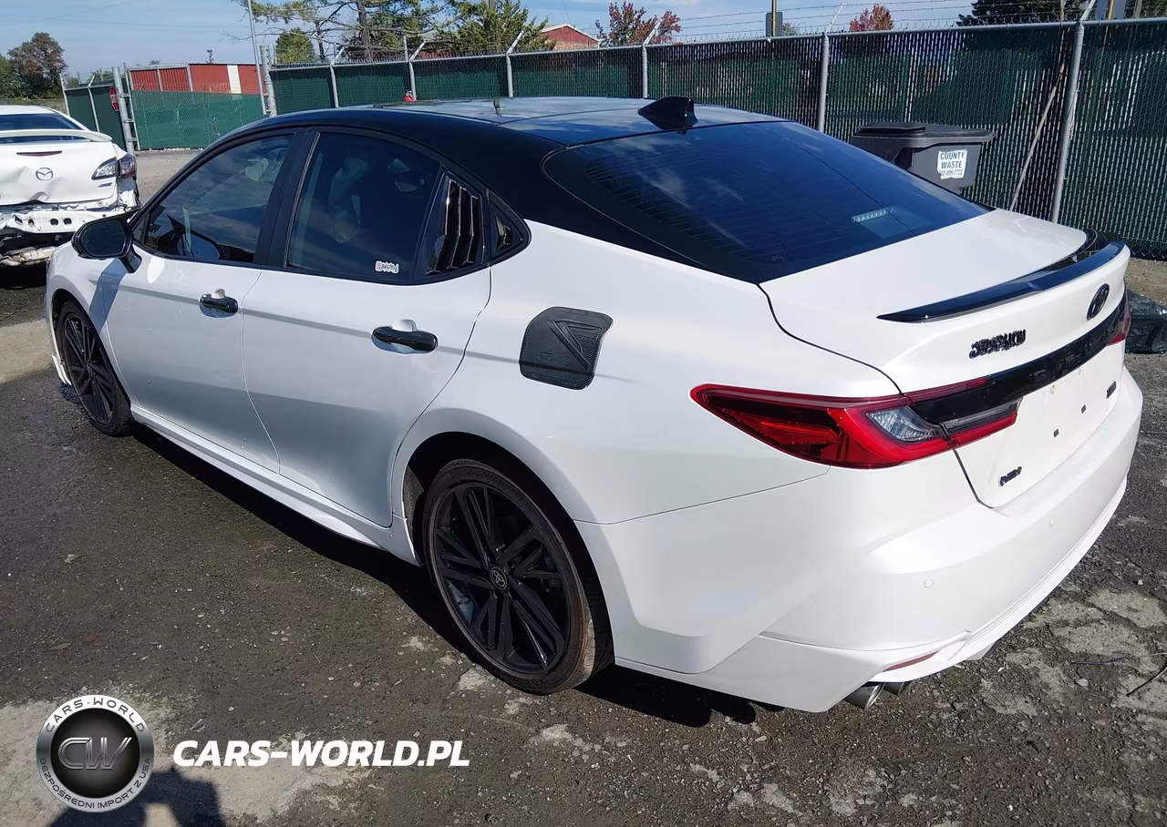 2025 Toyota Camry Xse VIN:4T1DAACK3SU048634 - 3