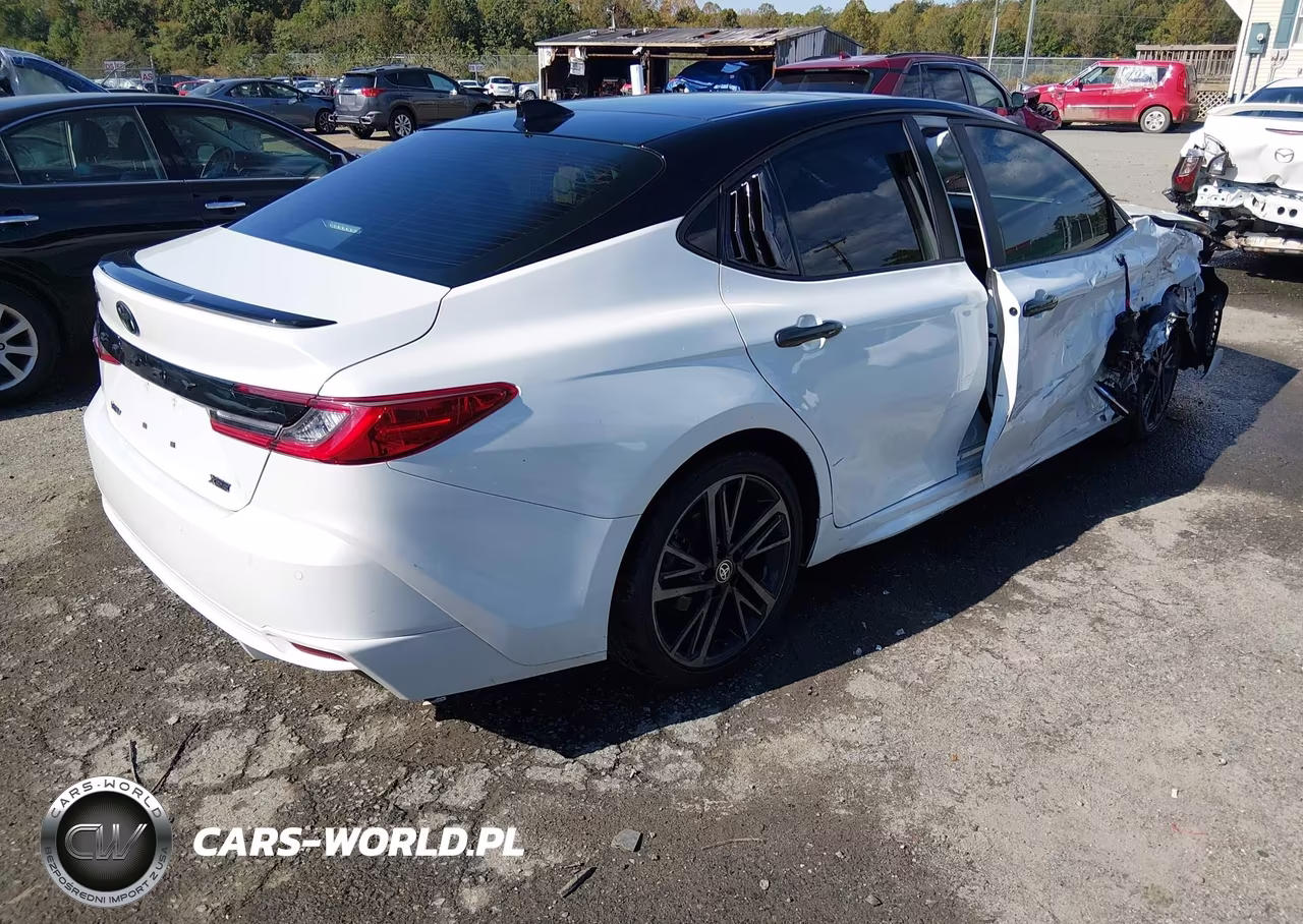 2025 Toyota Camry Xse VIN:4T1DAACK3SU048634 - 4