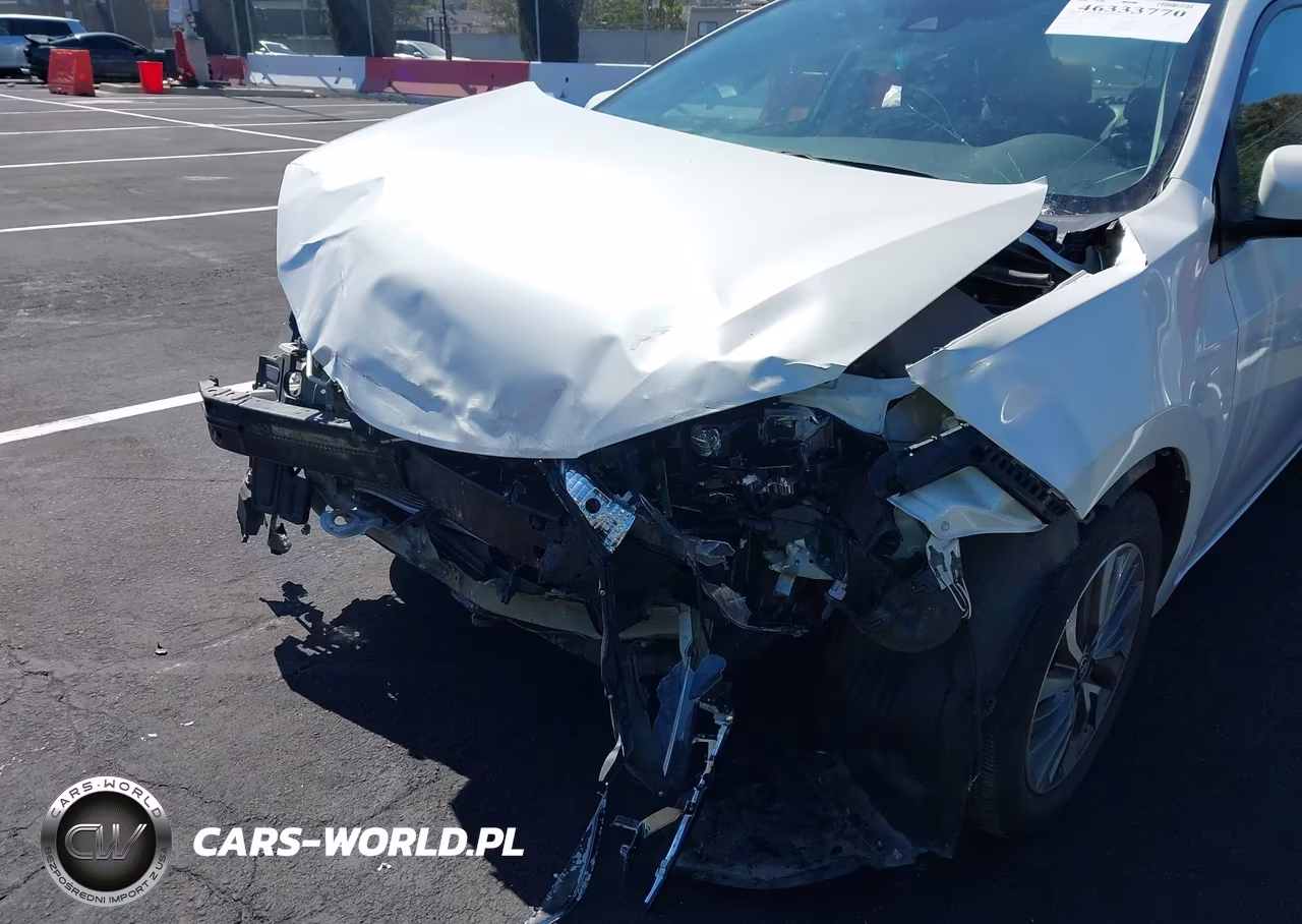 2017 Toyota Corolla Xle VIN:5YFBURHE9HP647399 - 6