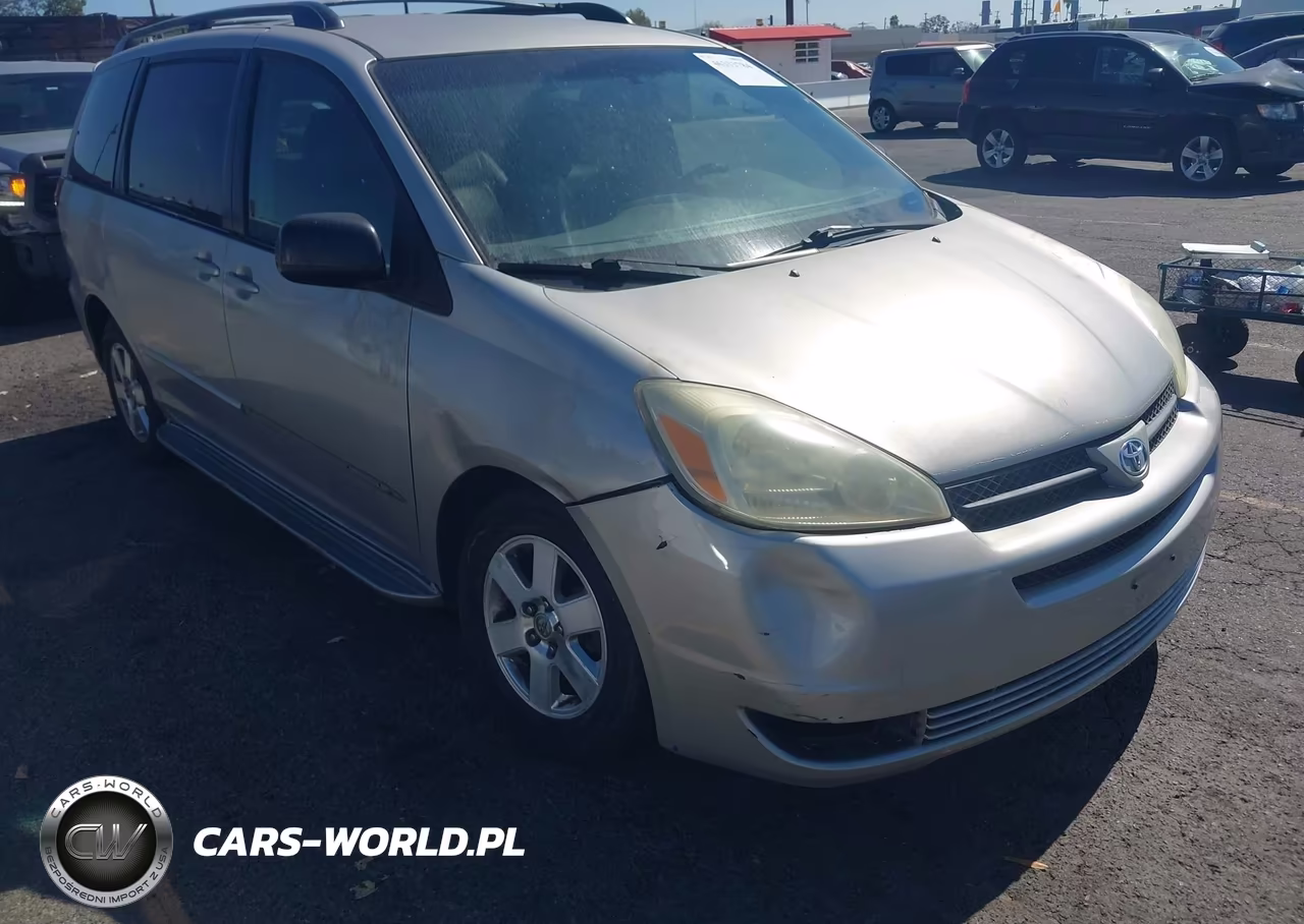 2004 Toyota Sienna Le