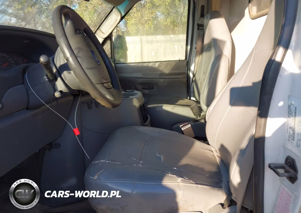 2004 Ford E-350 Cutaway Standard VIN:1FDSE35LX4HA27739 - 6