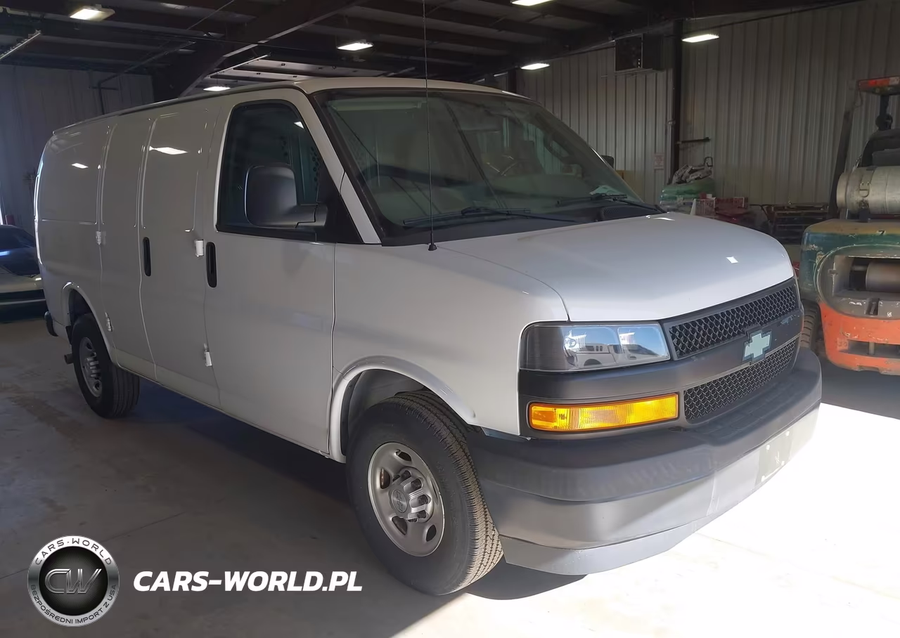 2018 Chevrolet Express 2500 Work Van VIN:1GCWGAFG2J1272948 - 1