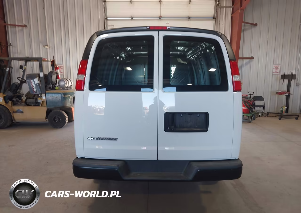 2018 Chevrolet Express 2500 Work Van VIN:1GCWGAFG2J1272948 - 18