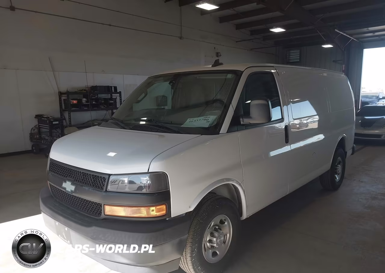 2018 Chevrolet Express 2500 Work Van VIN:1GCWGAFG2J1272948 - 2