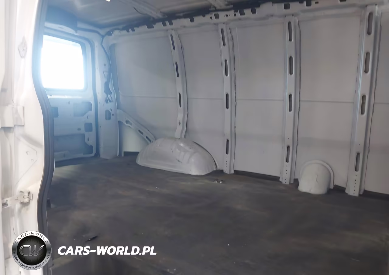2018 Chevrolet Express 2500 Work Van VIN:1GCWGAFG2J1272948 - 8
