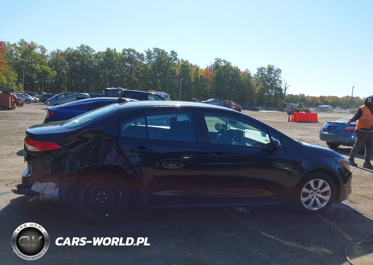 2021 Toyota Corolla Le VIN:5YFEPMAE6MP177165 - 13