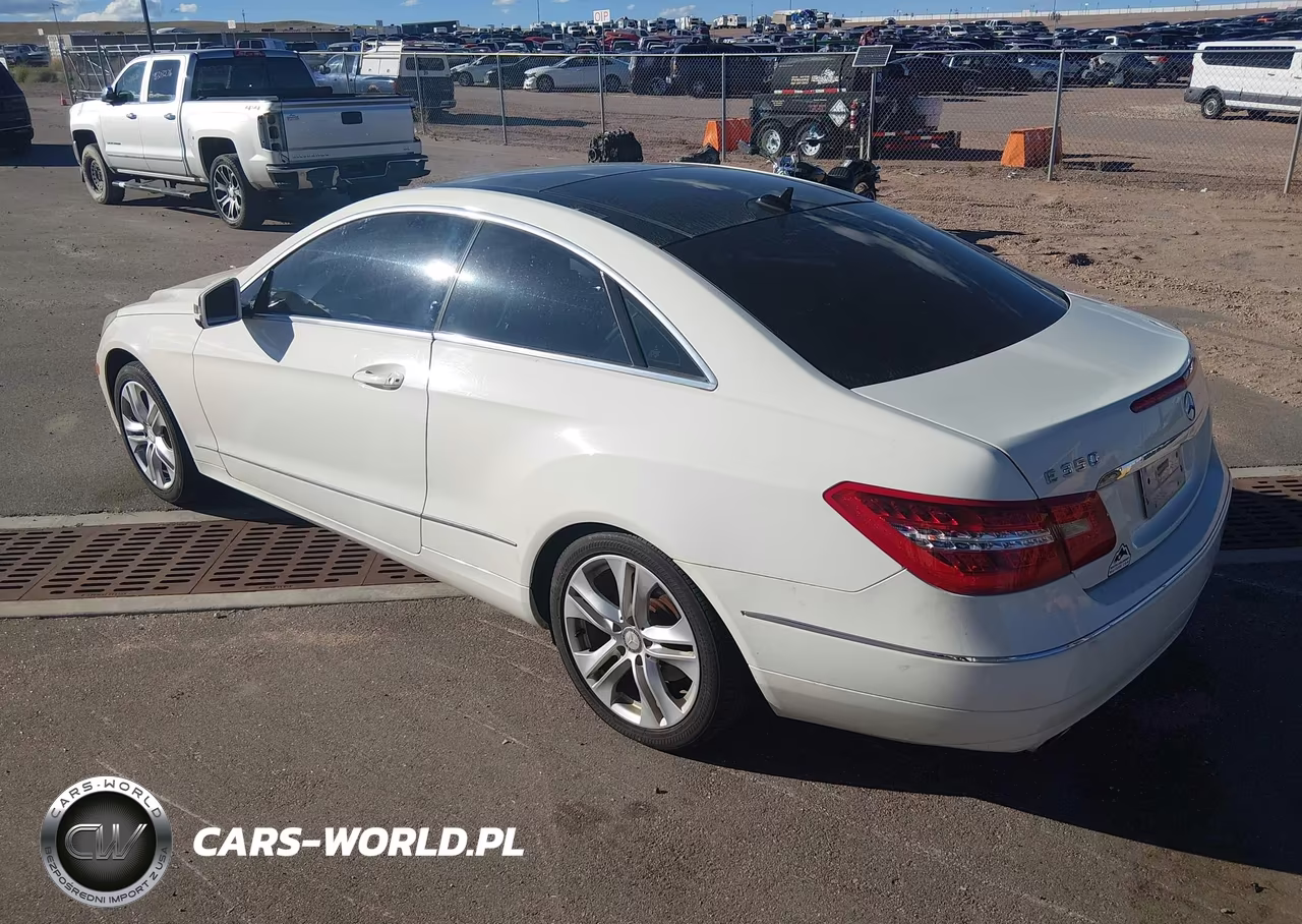 2010 Mercedes-Benz E 350 VIN:WDDKJ5GB0AF051433 - 3