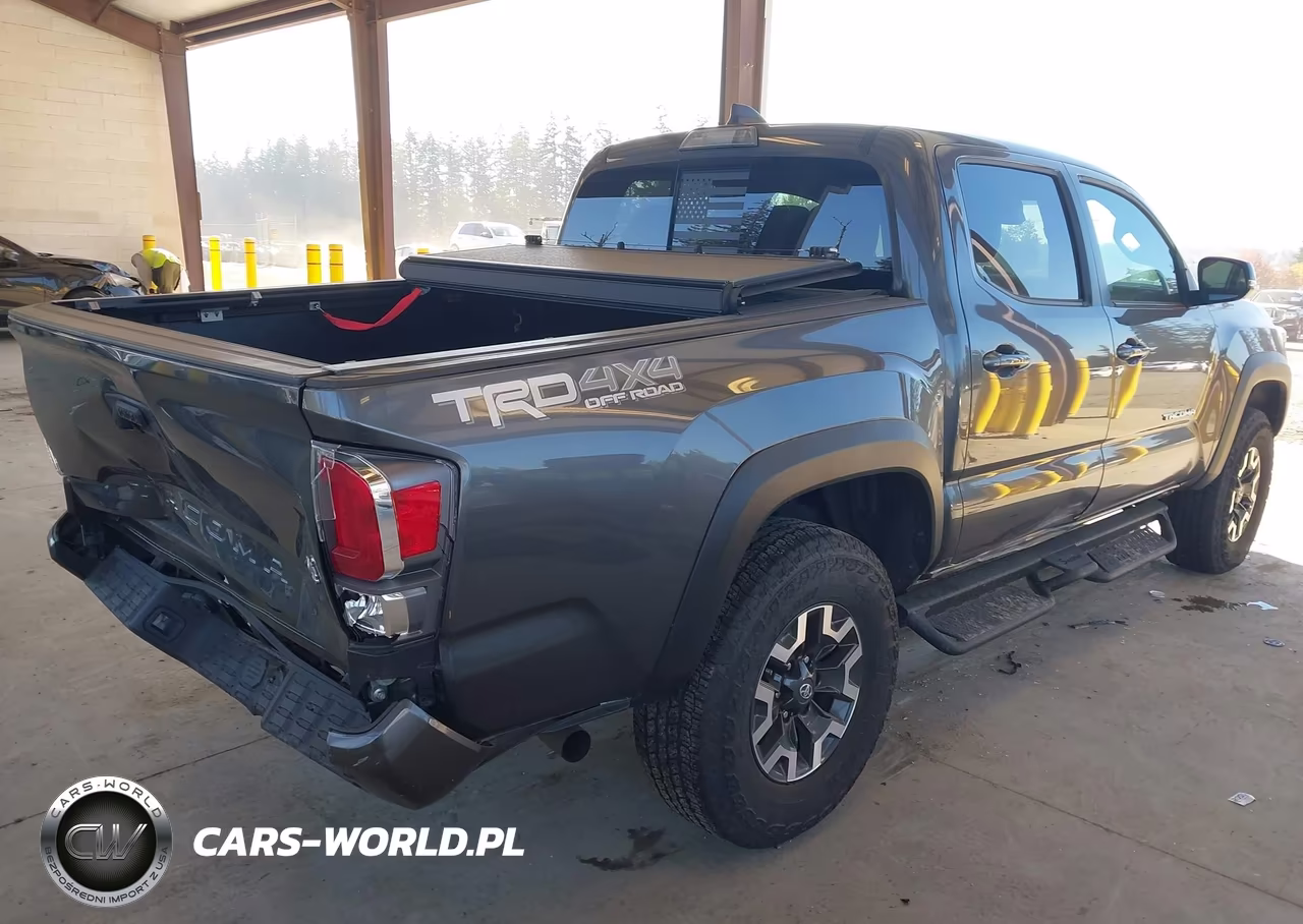 2023 Toyota Tacoma Trd Off Road VIN:3TMCZ5AN2PM578828 - 4