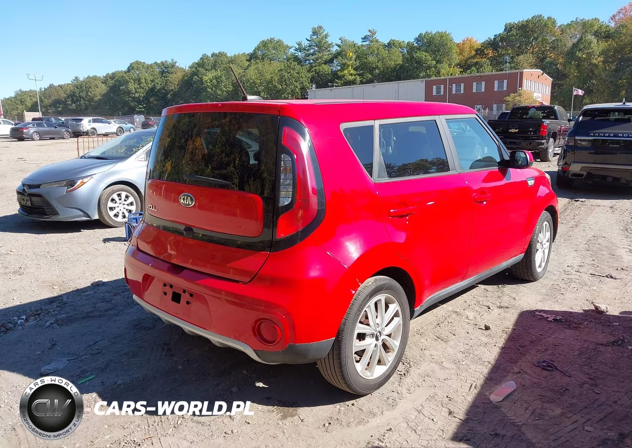 2017 Kia Soul + VIN:KNDJP3A58H7489701 - 4