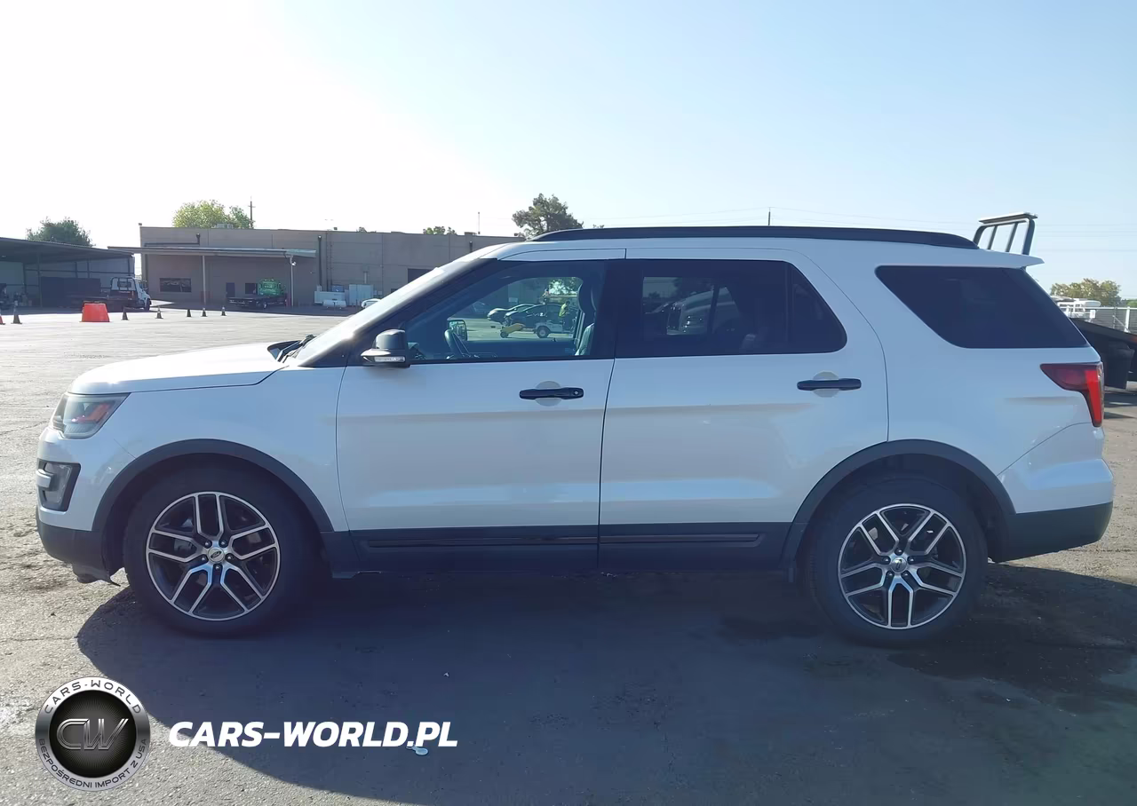 2016 Ford Explorer Sport VIN:1FM5K8GT8GGC59914 - 14
