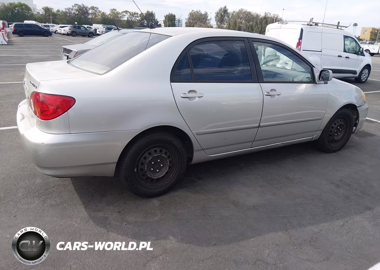 2004 Toyota Corolla Le VIN:JTDBR32EX42036846 - 4
