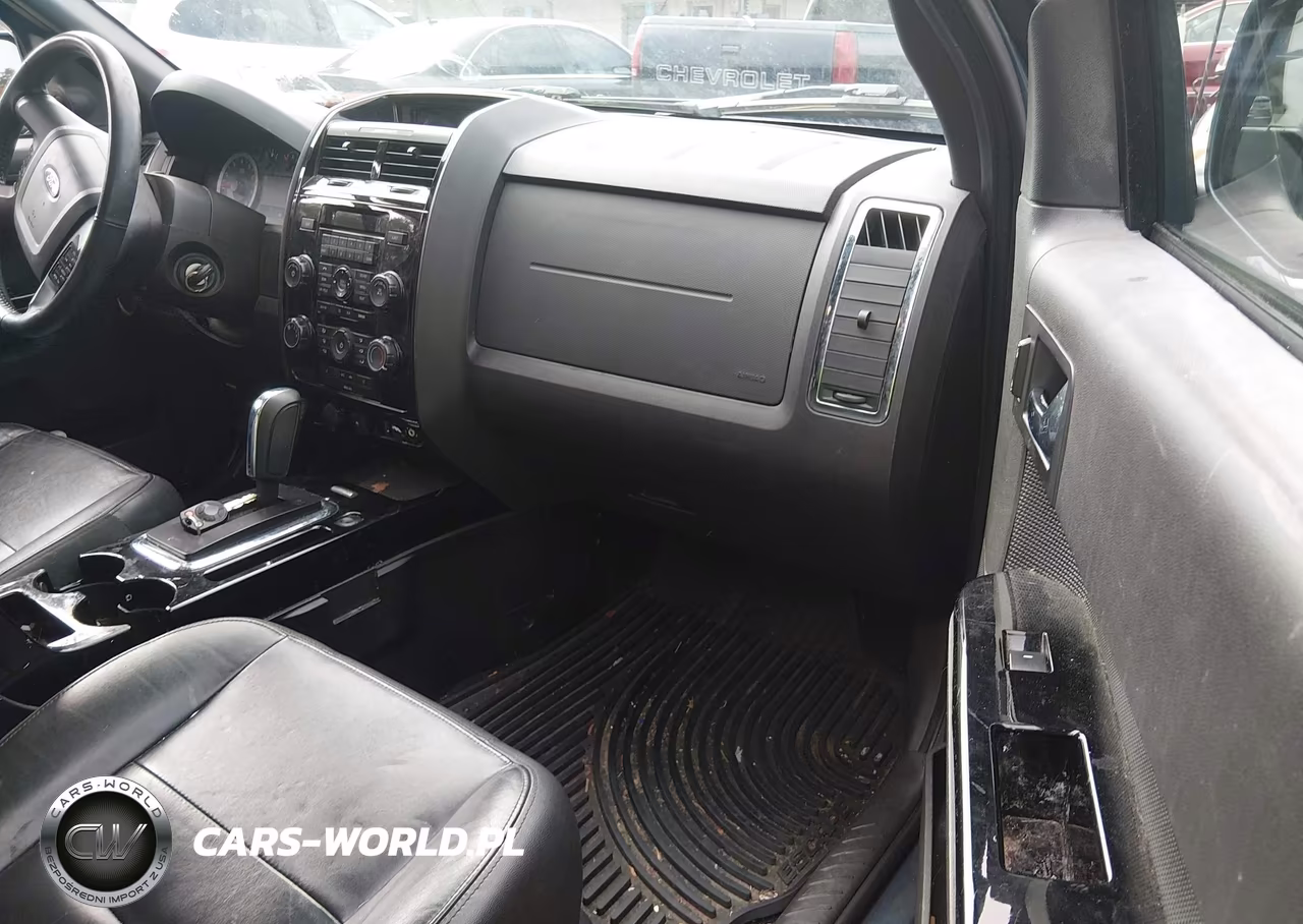 2010 Ford Escape Limited VIN:1FMCU9E7XAKD38566 - 5