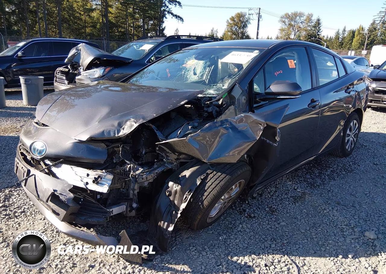 2017 Toyota Prius Four VIN:JTDKARFU3H3536665 - 2