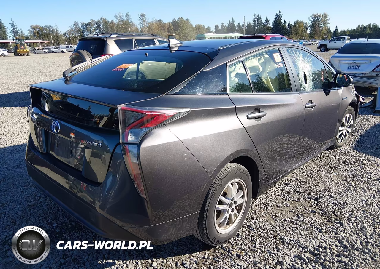 2017 Toyota Prius Four VIN:JTDKARFU3H3536665 - 4