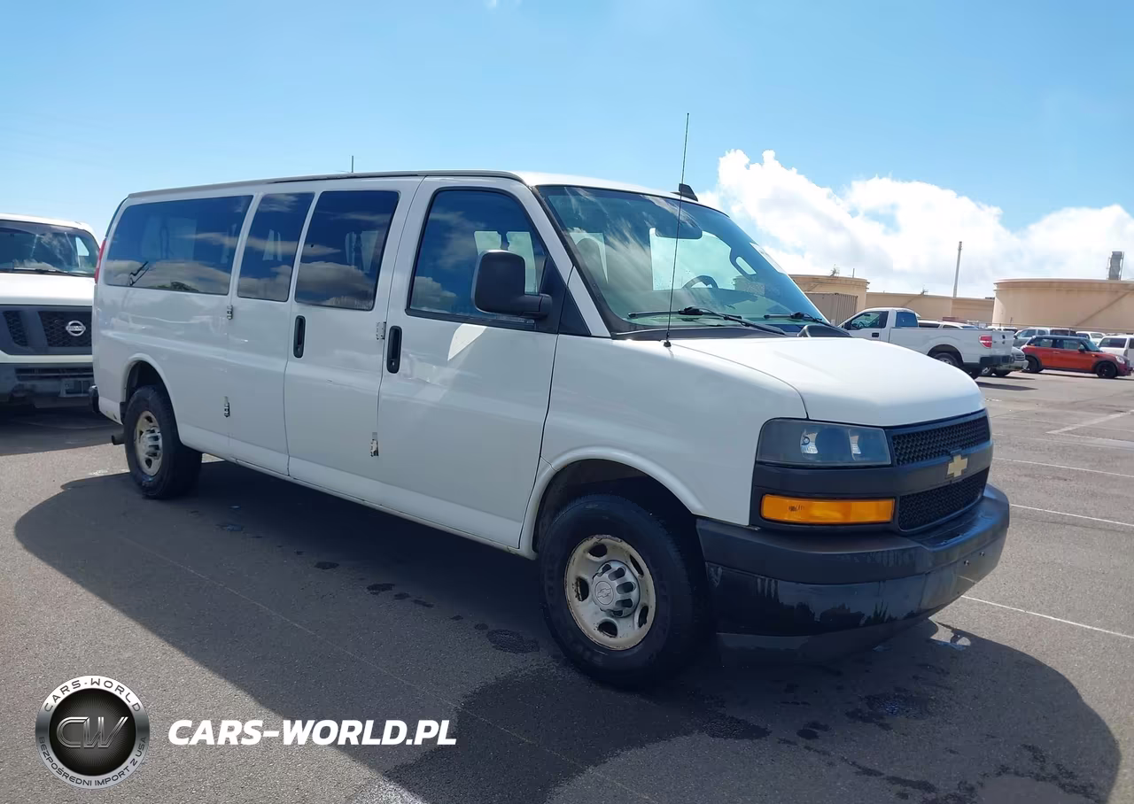 2018 Chevrolet Express 3500 Ls VIN:1GAZGNFGXJ1301397 - 1