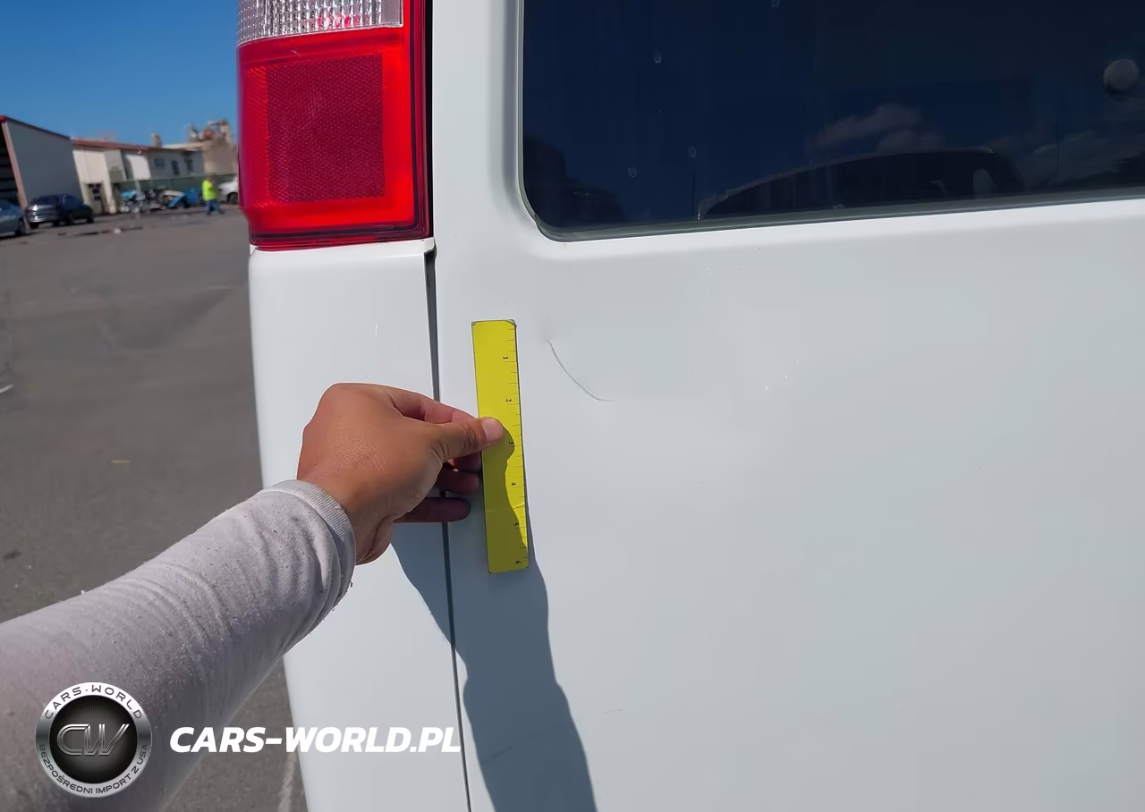 2018 Chevrolet Express 3500 Ls VIN:1GAZGNFGXJ1301397 - 14