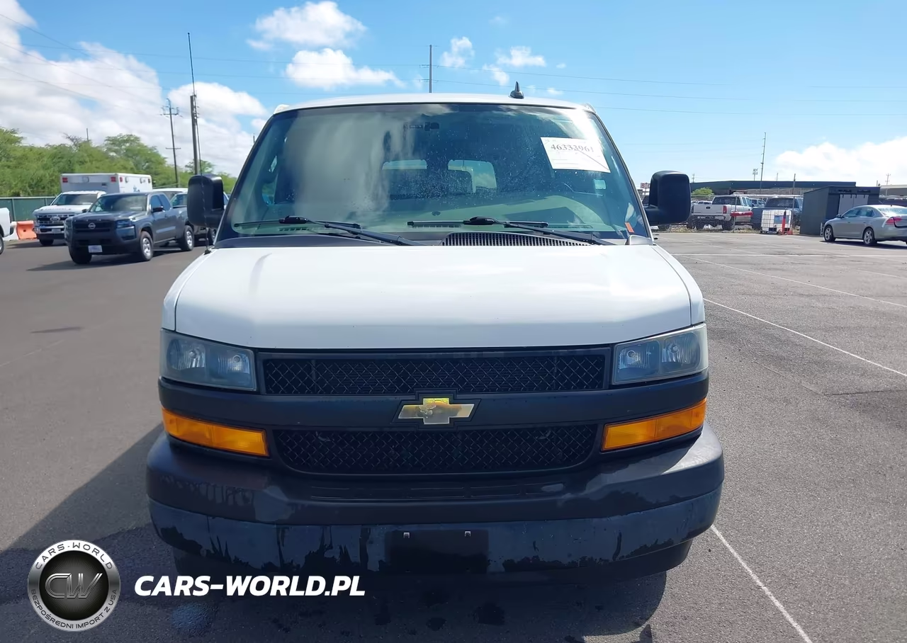2018 Chevrolet Express 3500 Ls VIN:1GAZGNFGXJ1301397 - 17