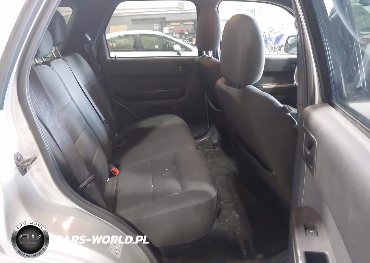 2010 Ford Escape Xlt VIN:1FMCU9DG0AKC06708 - 8