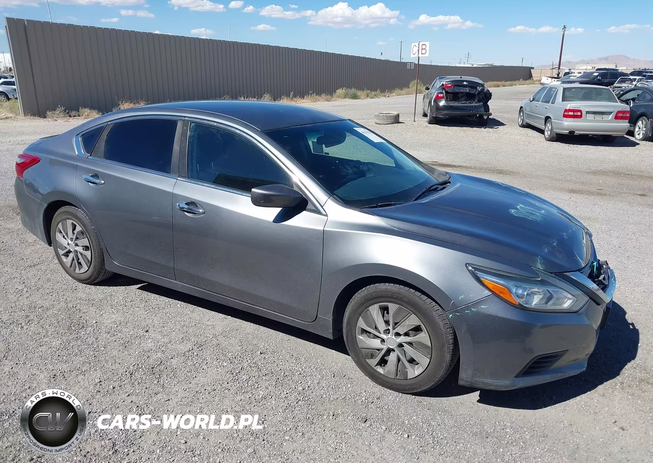 2018 Nissan Altima 2.5 S – zdjęcie 1 z 17