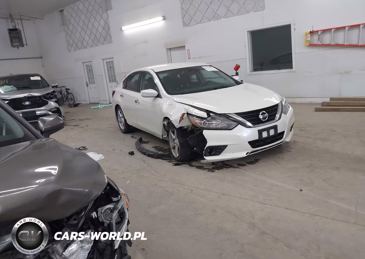 2018 Nissan Altima 2.5 Sr – zdjęcie 1 z 21