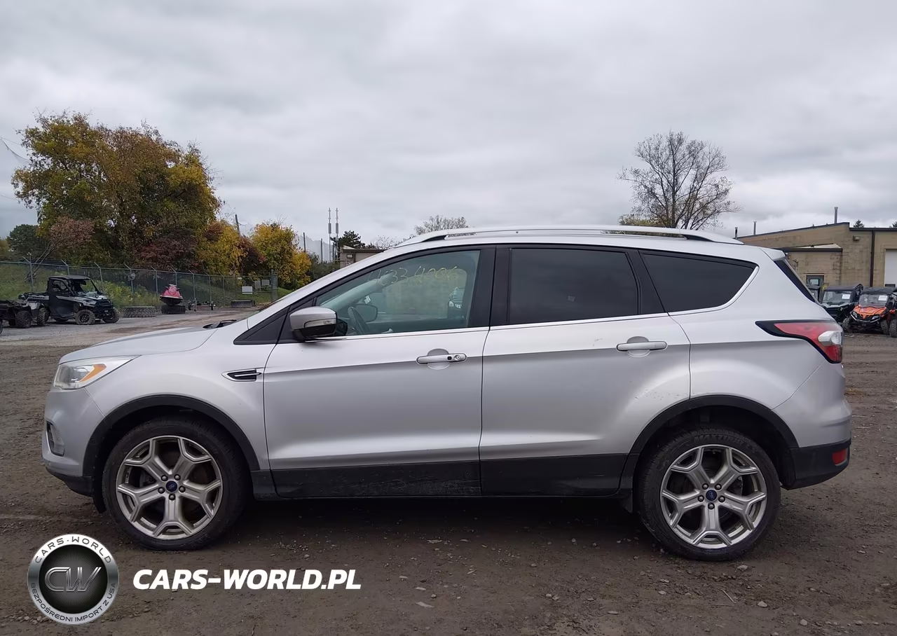 2017 Ford Escape Titanium VIN:1FMCU9J91HUF01336 - 14