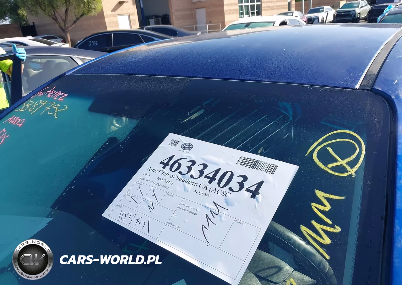 2019 Hyundai Accent Se VIN:3KPC24A31KE076022 - 14