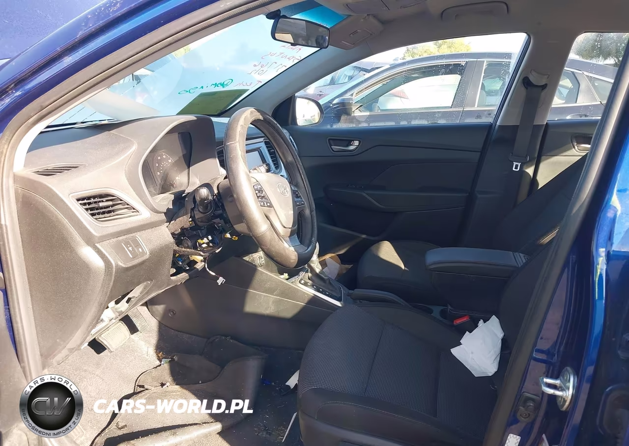 2019 Hyundai Accent Se VIN:3KPC24A31KE076022 - 5