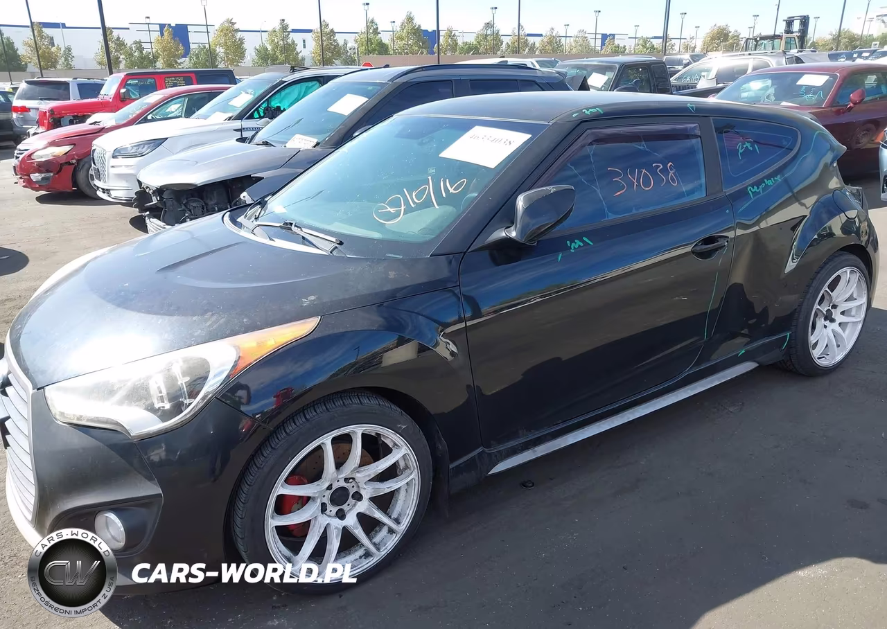2016 Hyundai Veloster Turbo R-Spec VIN:KMHTC6AE3GU292310 - 13
