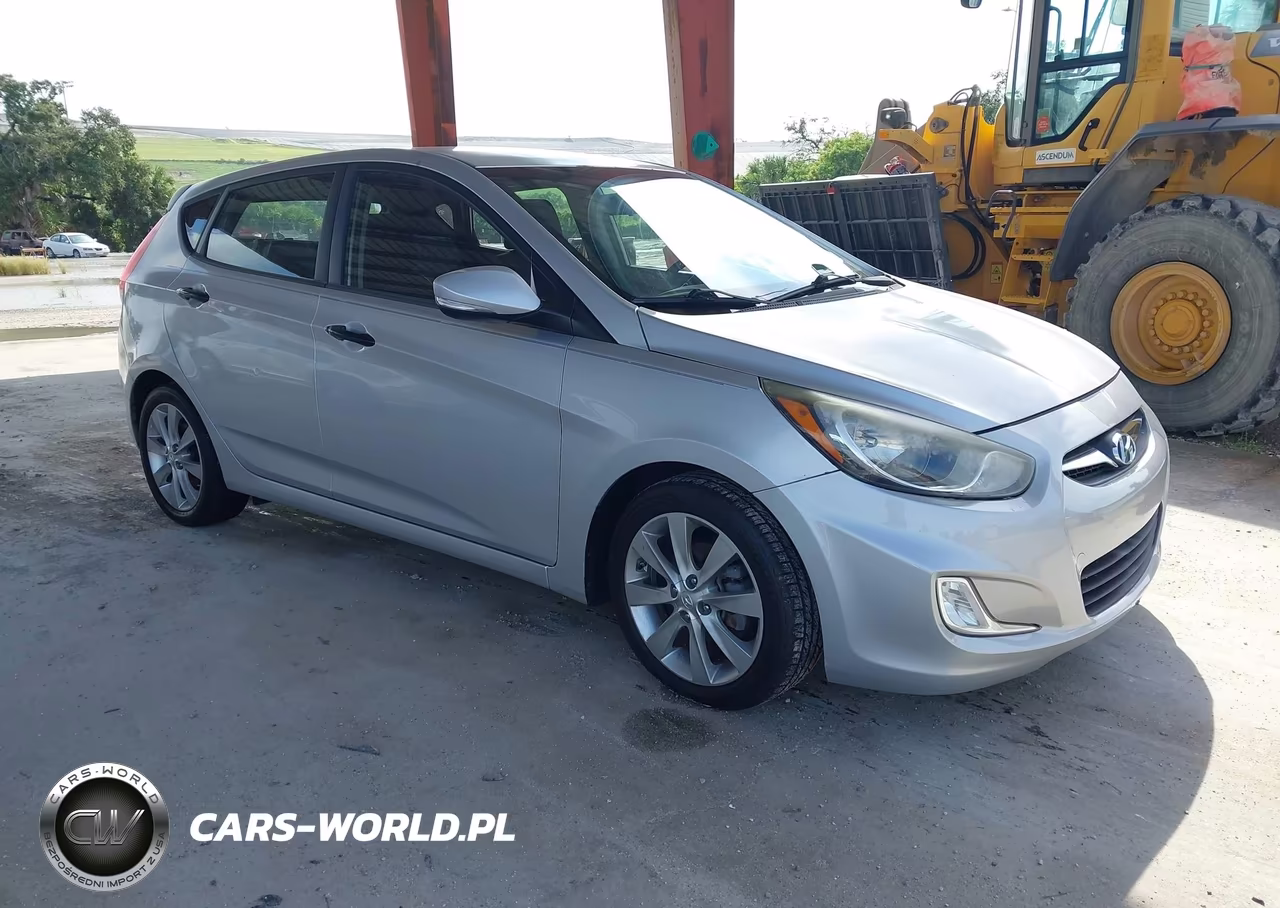 2013 Hyundai Accent Se VIN:KMHCU5AEXDU077235 - 1