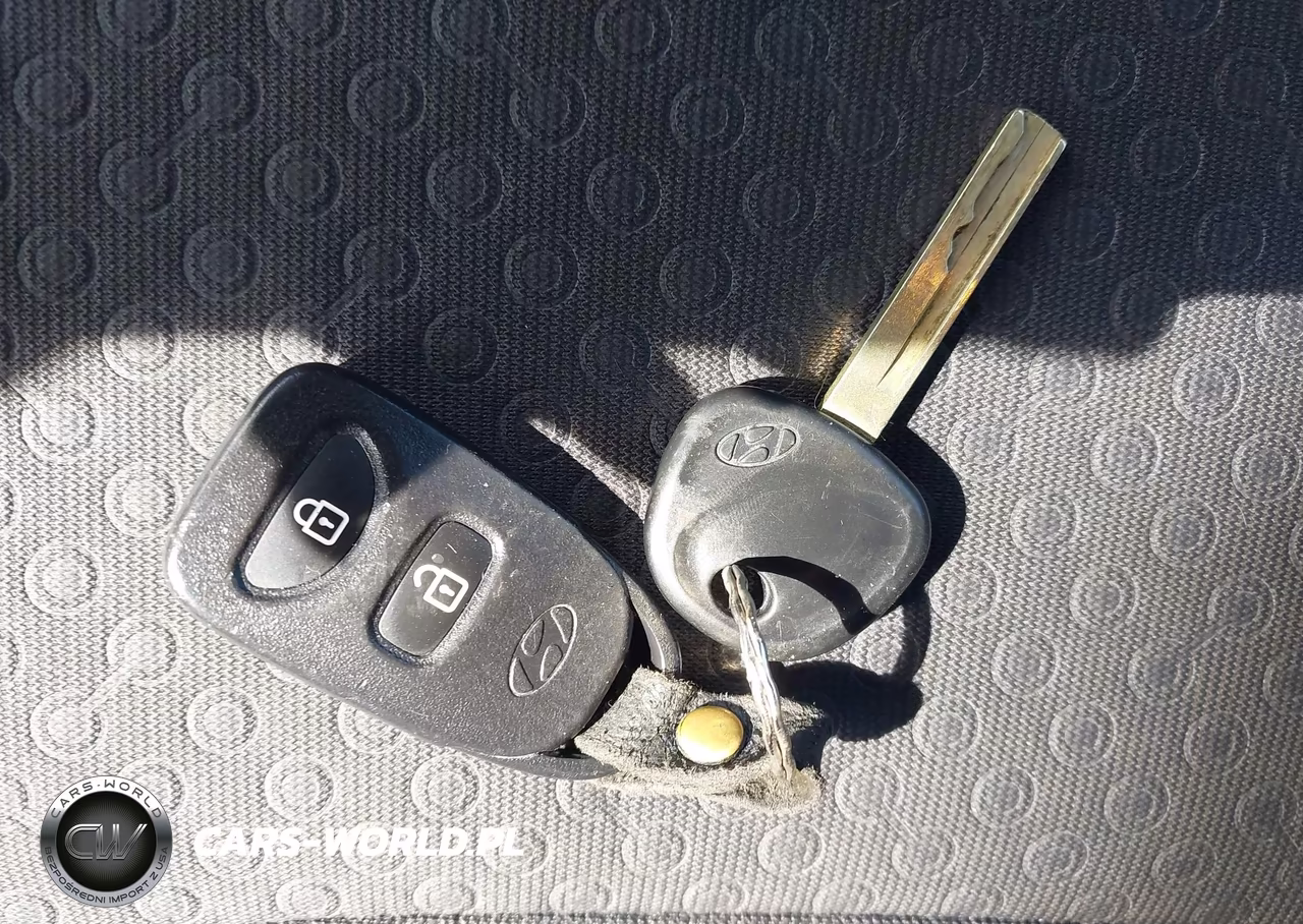 2013 Hyundai Accent Se VIN:KMHCU5AEXDU077235 - 11