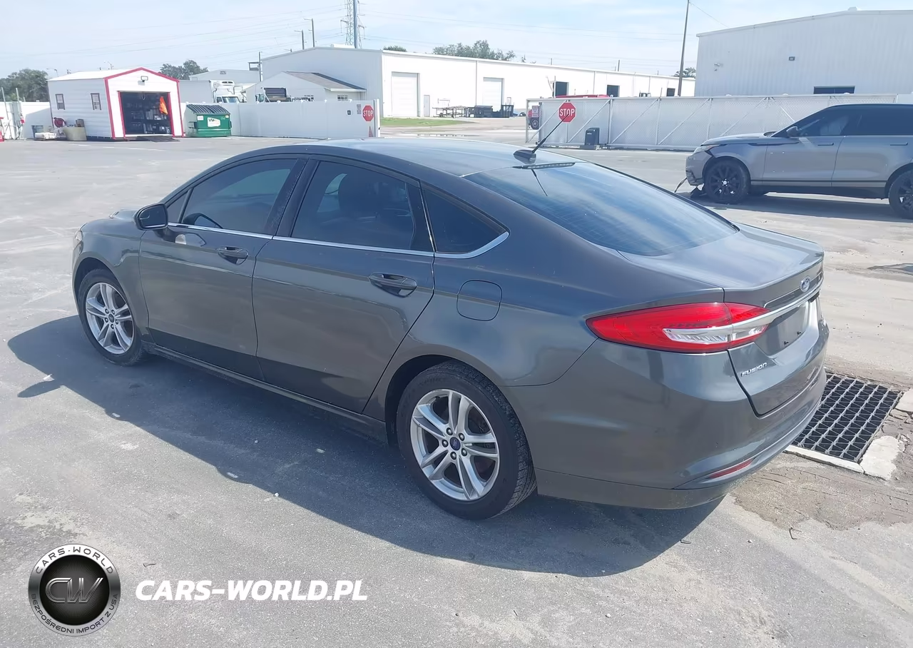 2018 Ford Fusion Se VIN:3FA6P0HD5JR183738 - 3