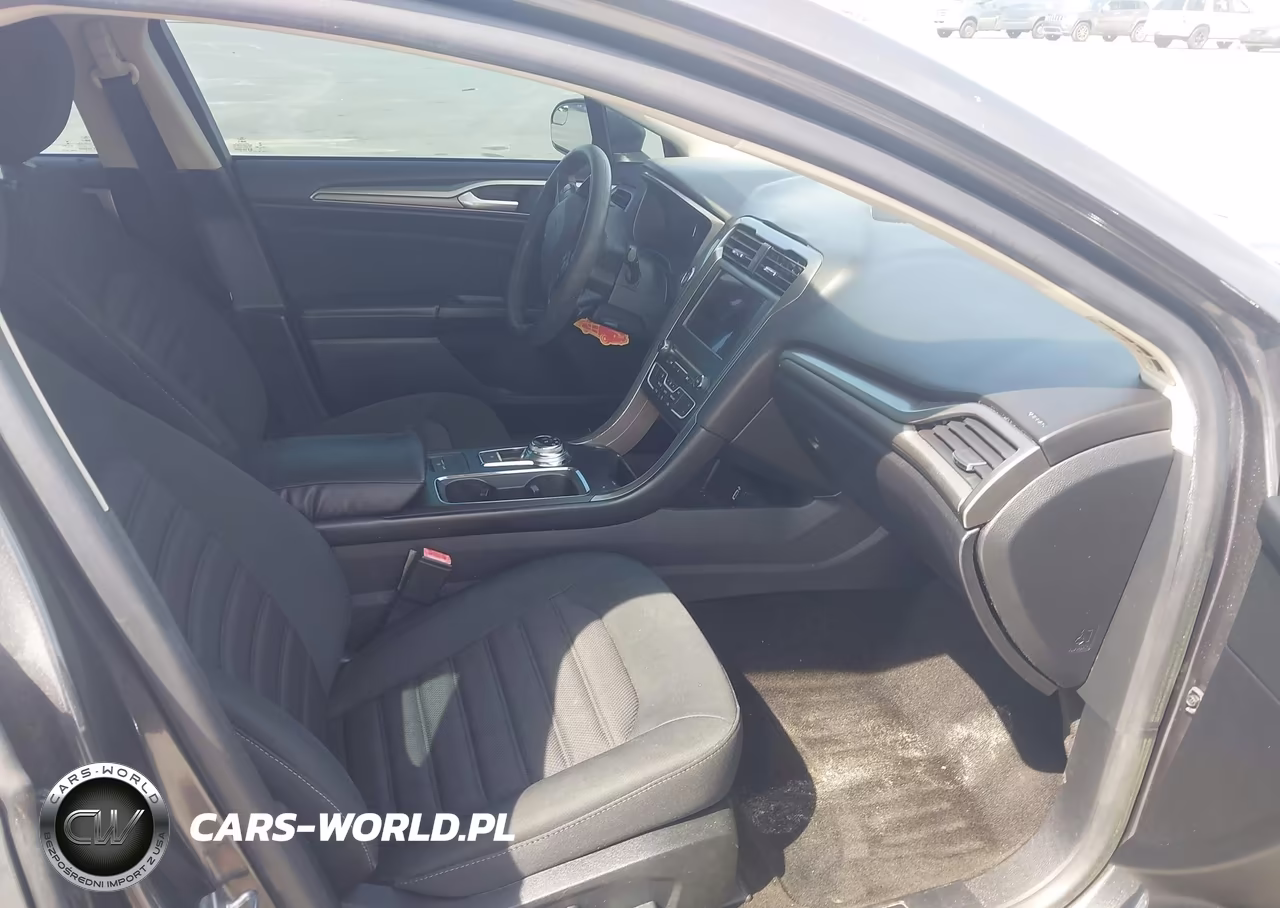 2018 Ford Fusion Se VIN:3FA6P0HD5JR183738 - 5