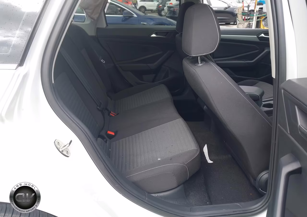 2025 Volkswagen Jetta 1.5T S VIN:3VW5X7BU0SM098986 - 8