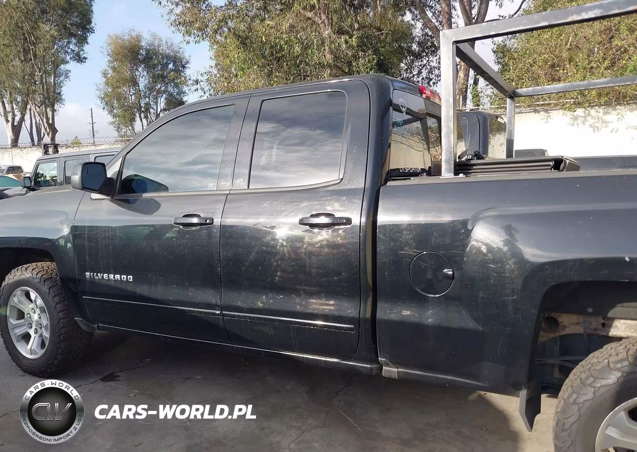 2018 Chevrolet Silverado 1500 2Lt VIN:1GCVKREC7JZ109821 - 15