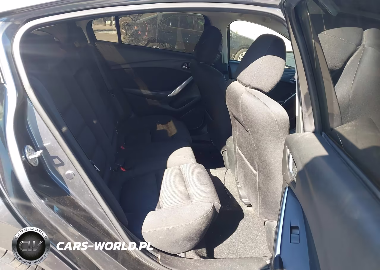 2014 Mazda Mazda6 I Sport VIN:JM1GJ1U59E1102390 - 8