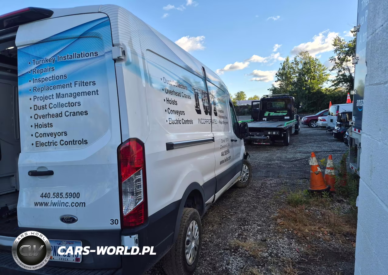 2024 Ford Transit-250 VIN:1FTBR1C89RKB34268 - 4