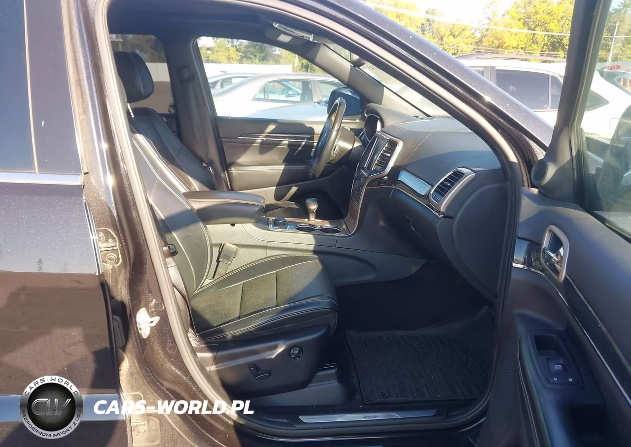 2015 Jeep Grand Cherokee Overland VIN:1C4RJFCG8FC159856 - 5