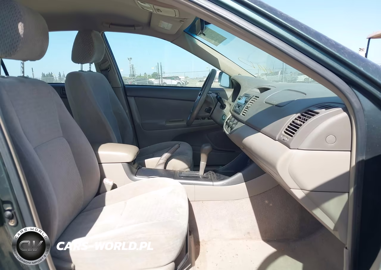 2004 Toyota Camry Le VIN:4T1BE32K34U338397 - 5