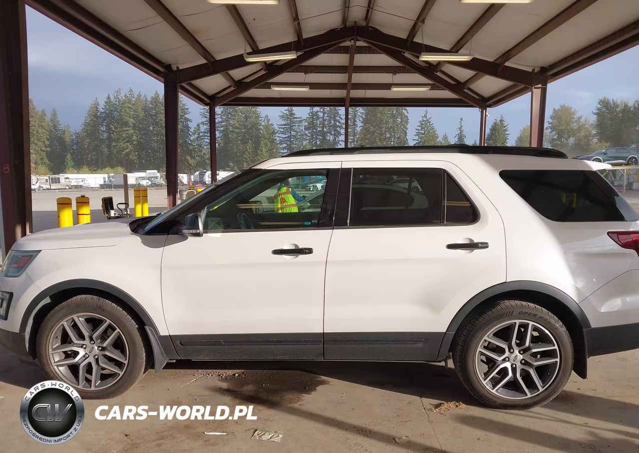 2017 Ford Explorer Sport VIN:1FM5K8GT3HGB00252 - 14