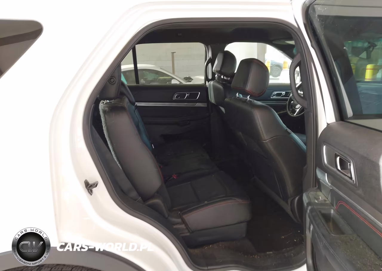 2017 Ford Explorer Sport VIN:1FM5K8GT3HGB00252 - 8